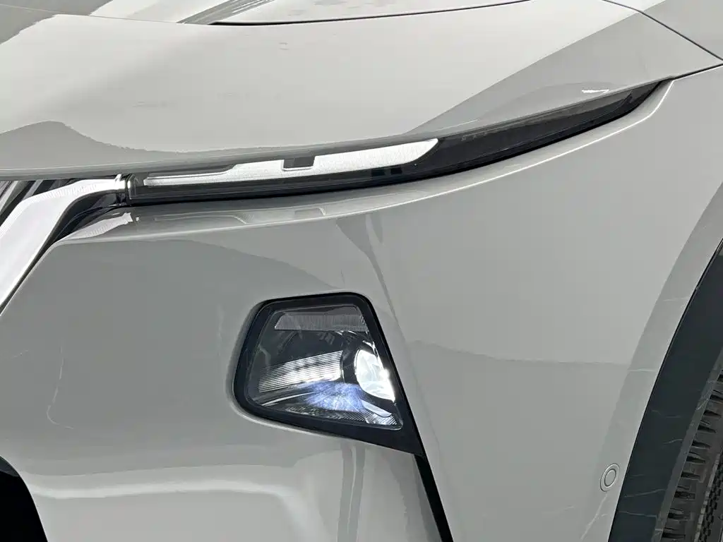 Mazda EZ-60 — миниатюра 10