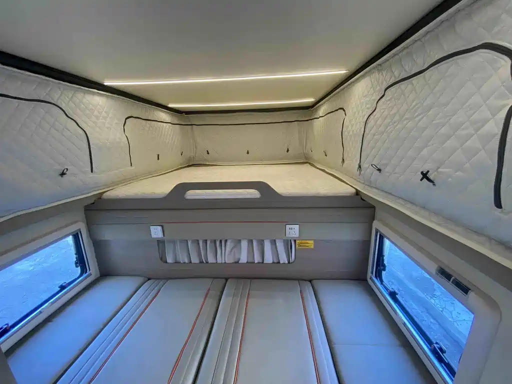Changan 峰景房车 — миниатюра 11