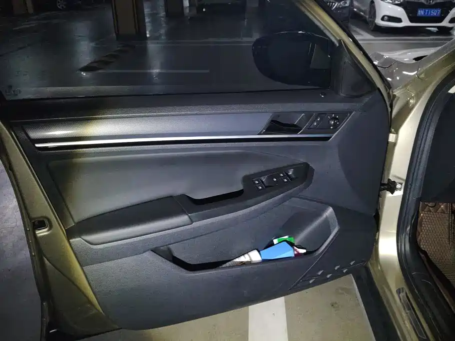 Volkswagen C-Trek 2018 1.5L MT Comfort