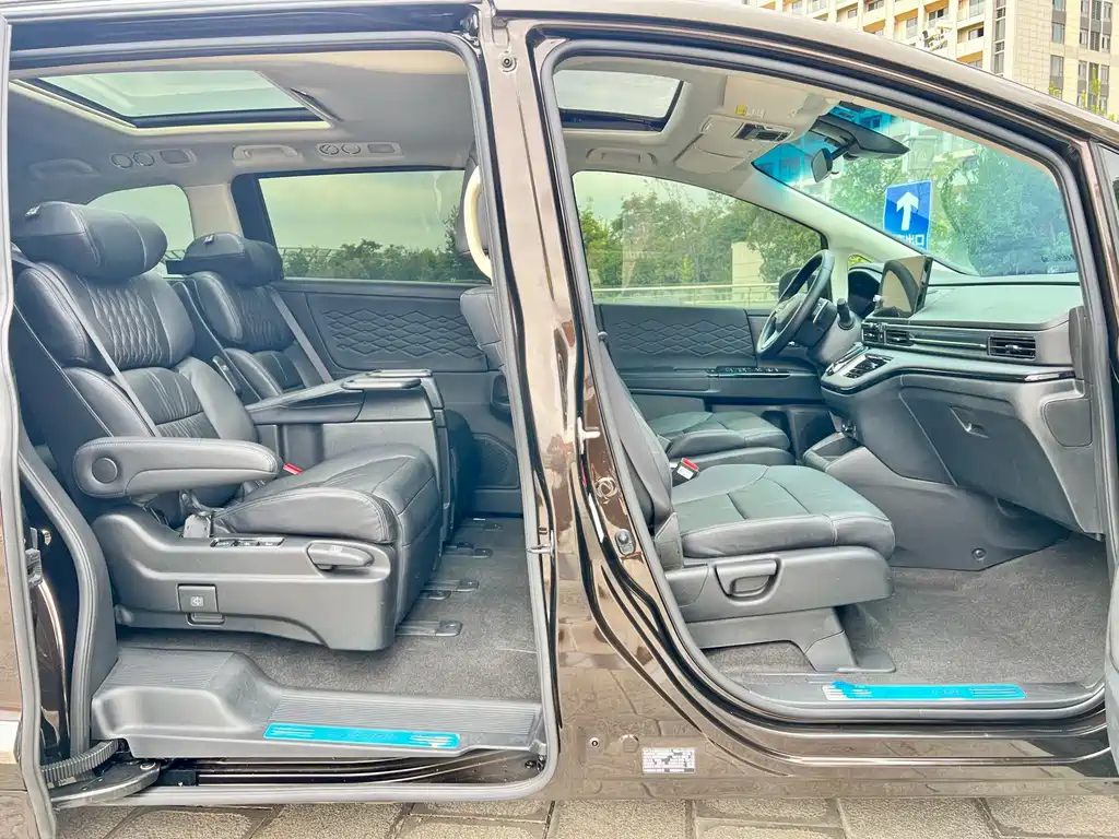 Honda Elysion — миниатюра 10