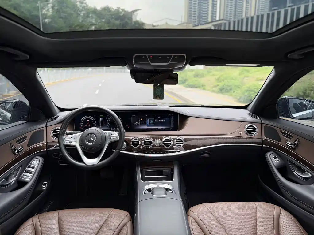 Mercedes-Benz S-Class — миниатюра 11