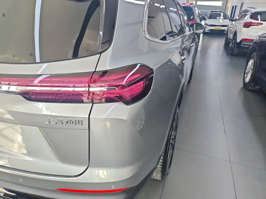 Buick Envision Plus — миниатюра 8