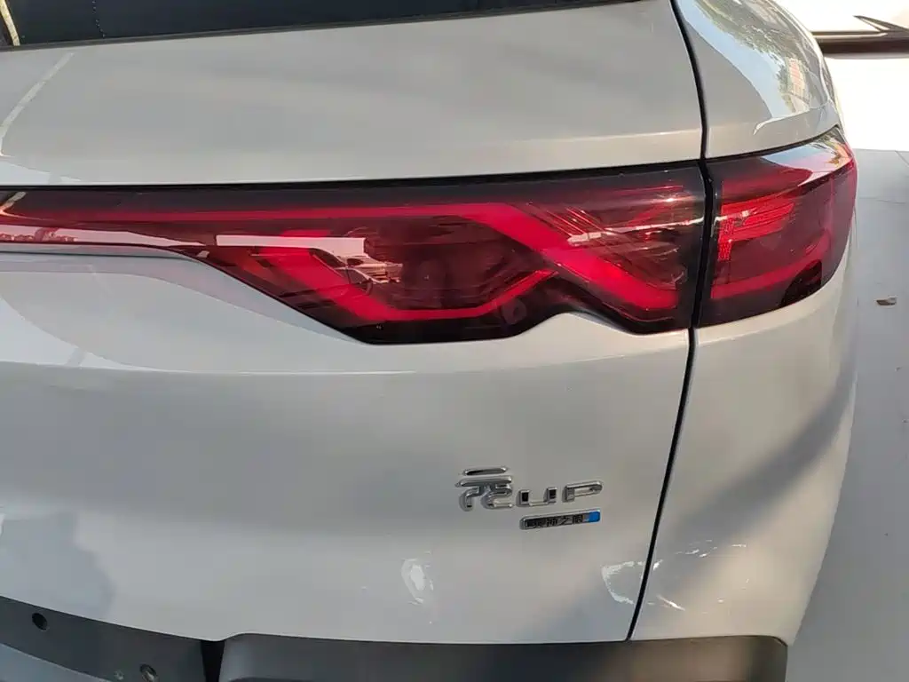BYD Yuan UP — миниатюра 8