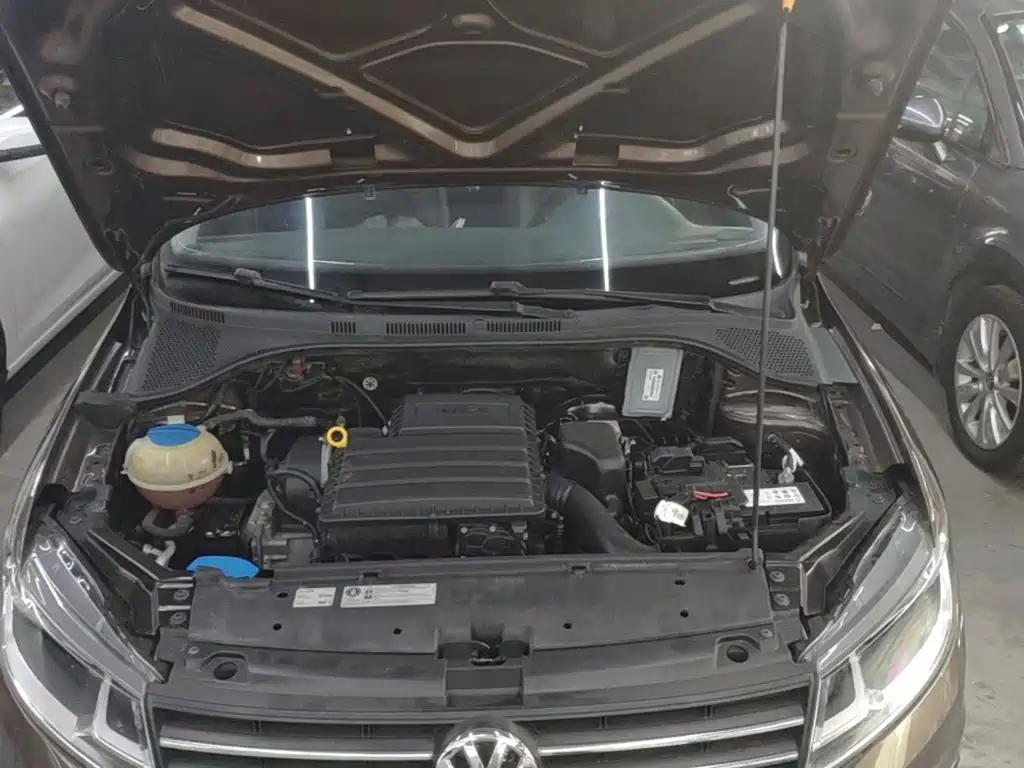 Volkswagen Santana — миниатюра 20