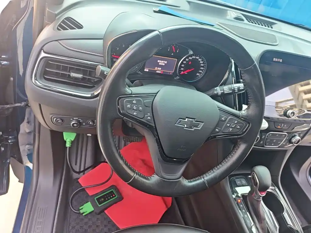 Chevrolet Equinox — миниатюра 11