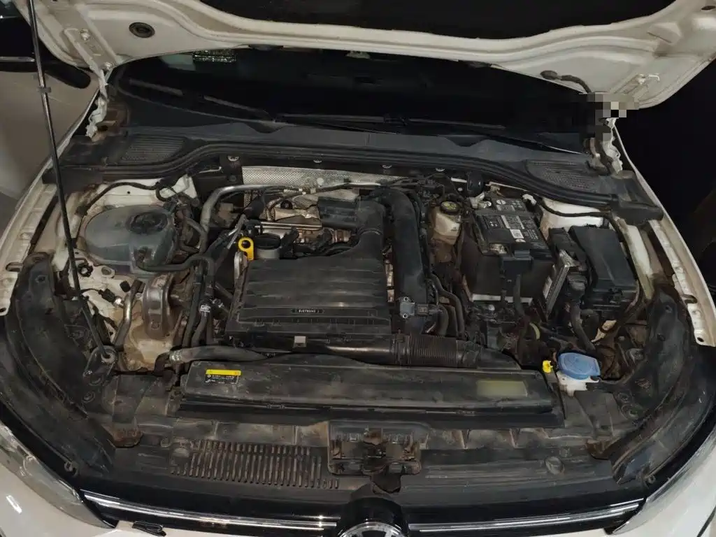 Volkswagen Golf — миниатюра 21
