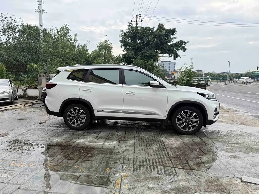 Chery Tiggo 8 — миниатюра 12