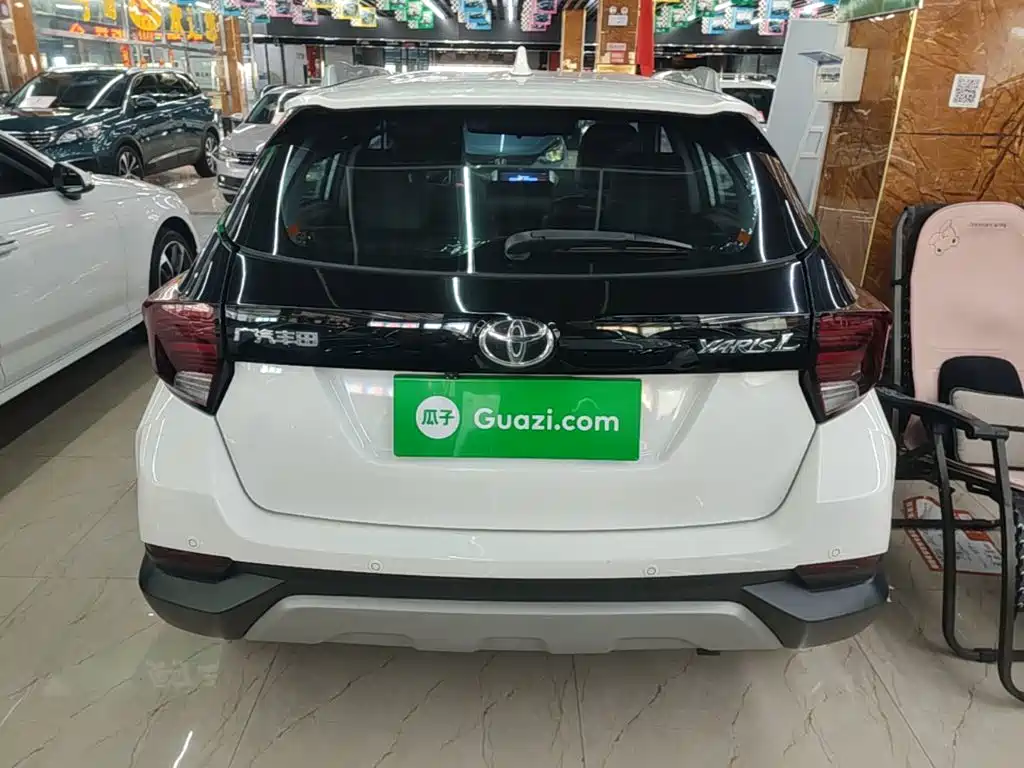 Toyota Yaris L — миниатюра 6