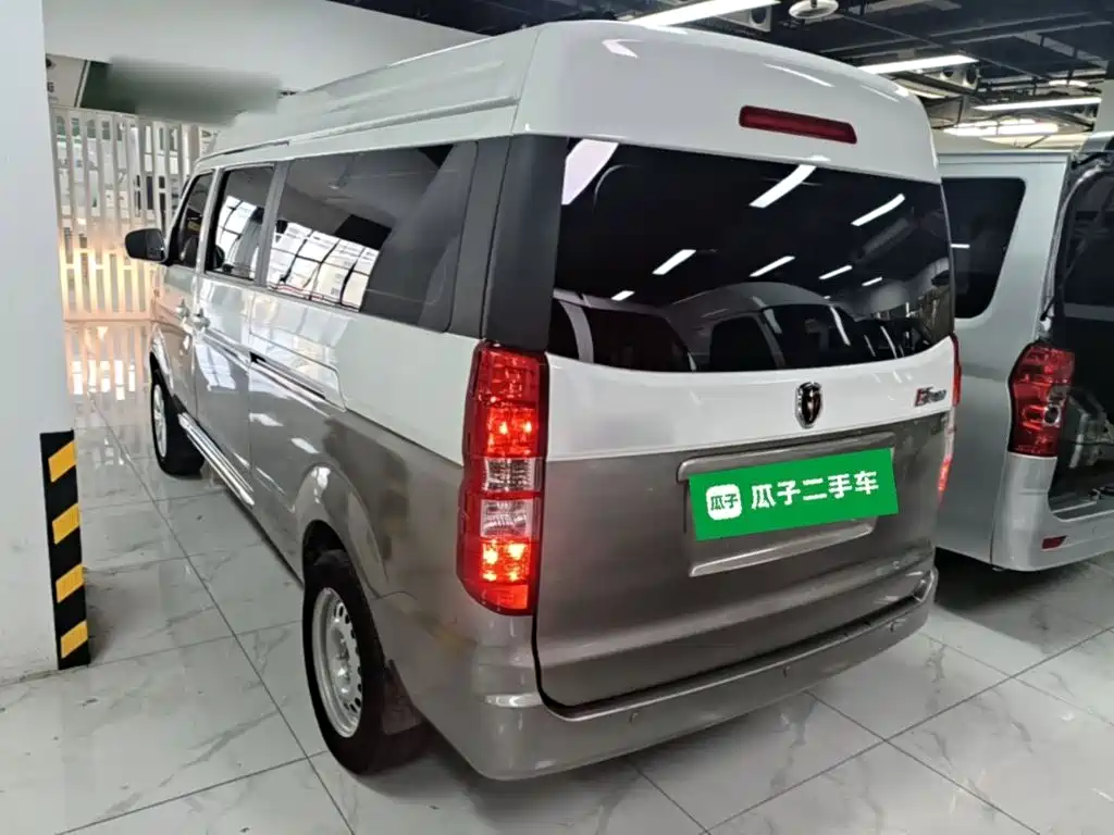 Jinbei Hiace X30L — миниатюра 5