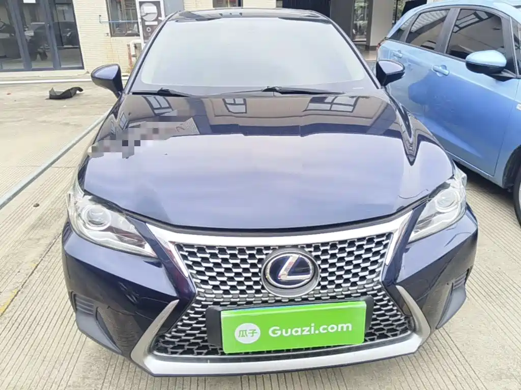 Lexus CT — миниатюра 3