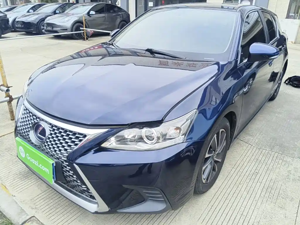 Lexus CT — миниатюра 2