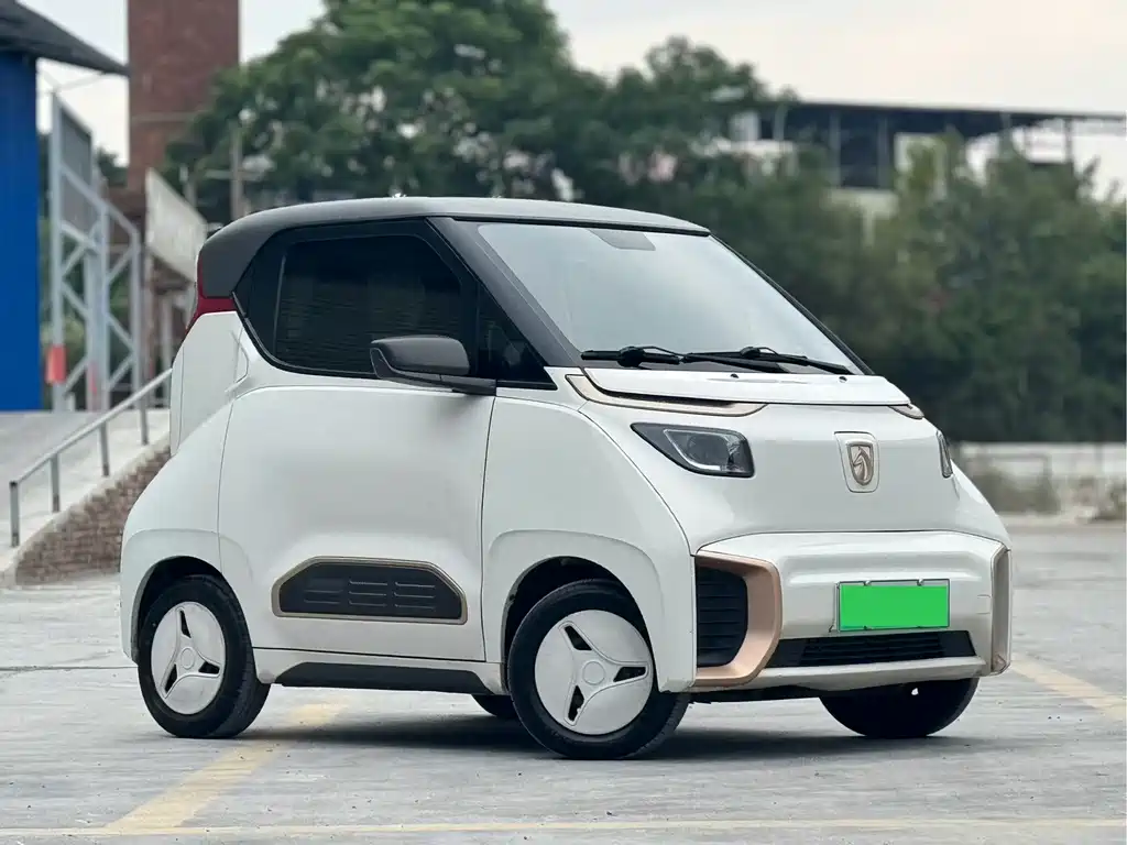 Baojun E200 — миниатюра 3