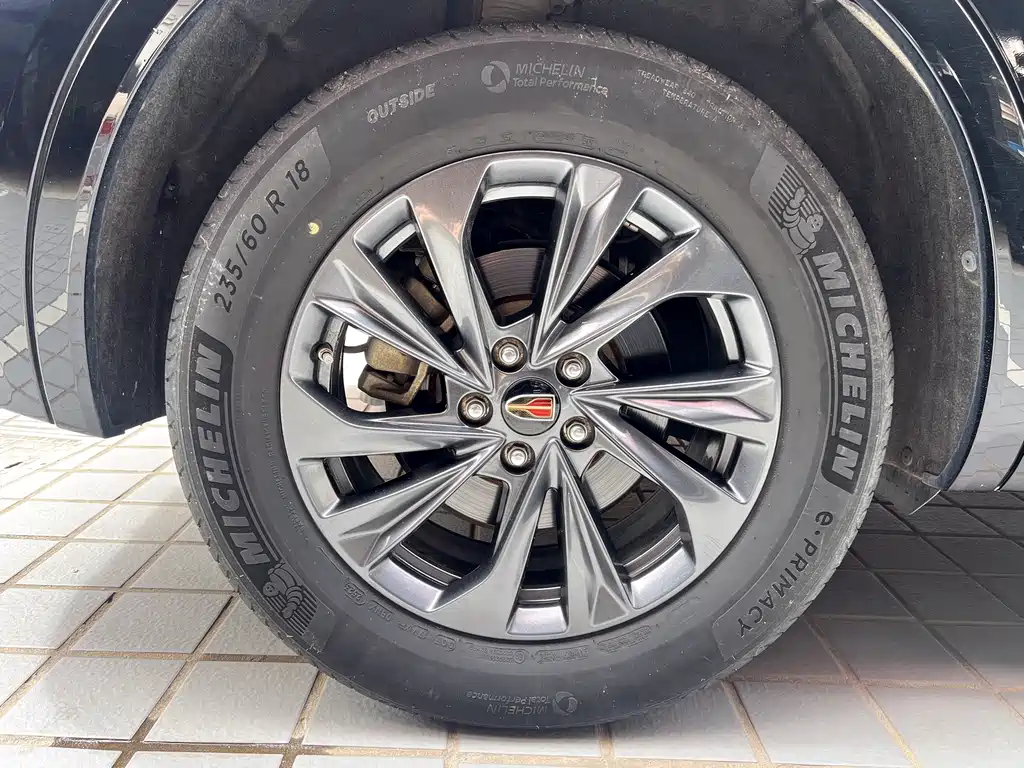 Hongqi Hongqi HS5 — миниатюра 21