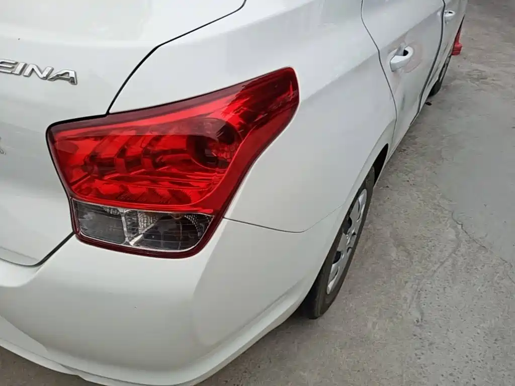 Hyundai Verna — миниатюра 8