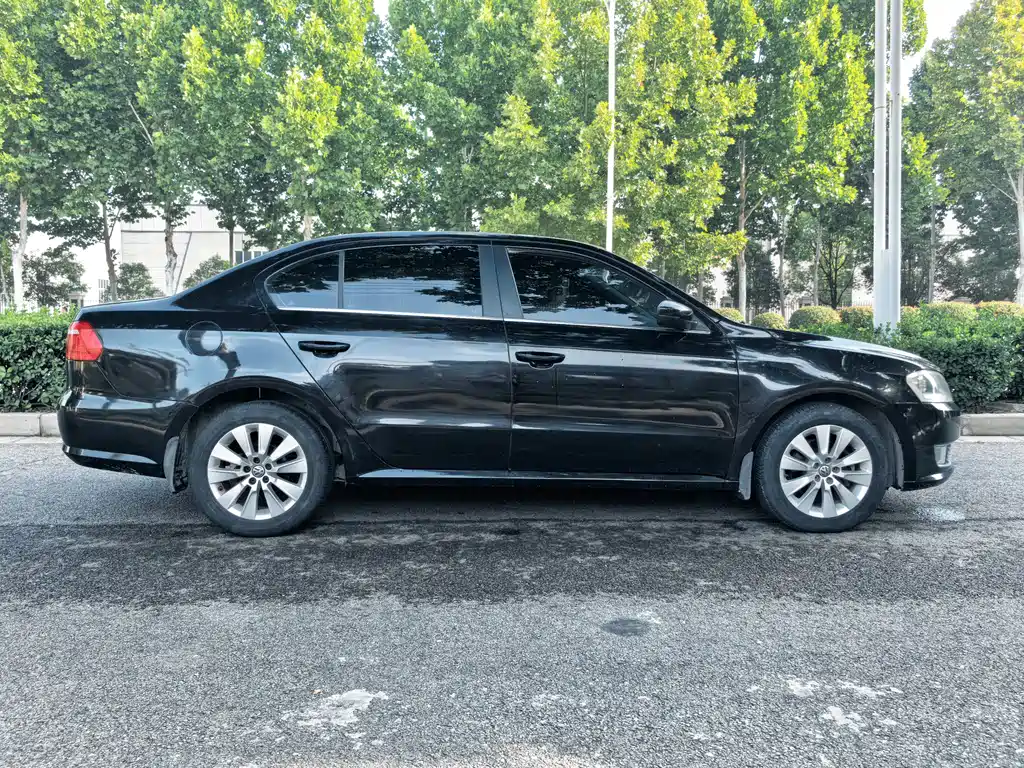 Volkswagen Lavida — миниатюра 5