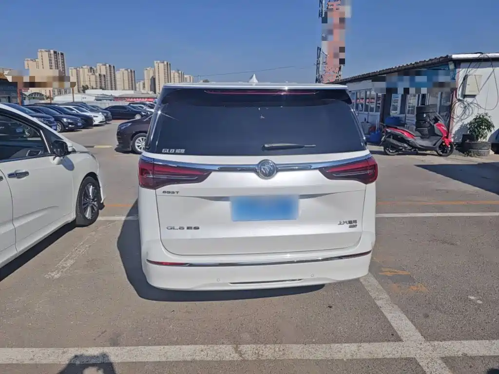Buick GL8 — миниатюра 14