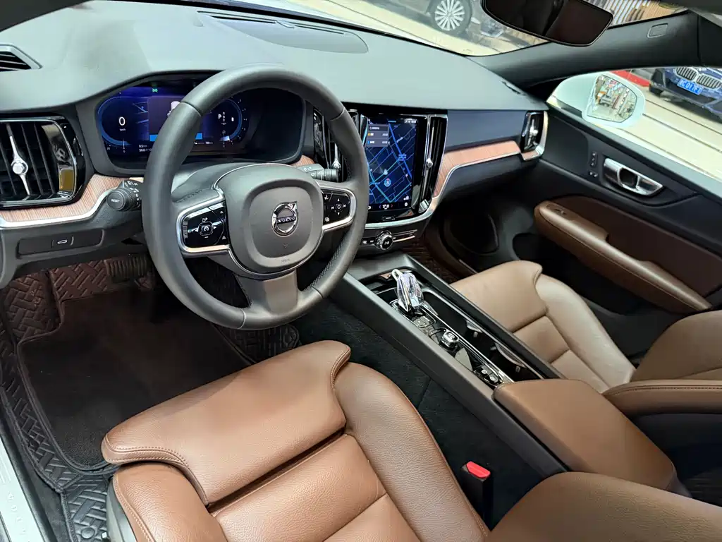 Volvo S60 — миниатюра 7