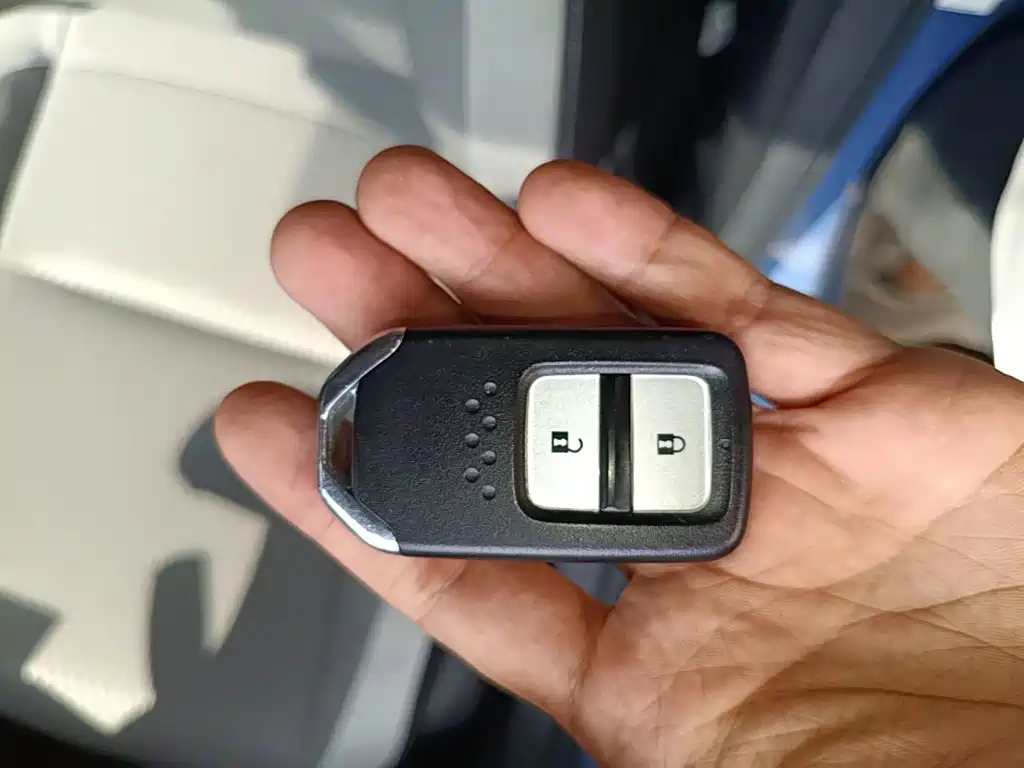 Honda Fit — миниатюра 9