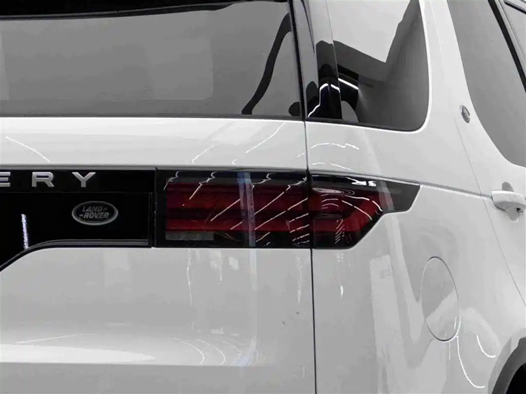 Land Rover Discovery — миниатюра 6