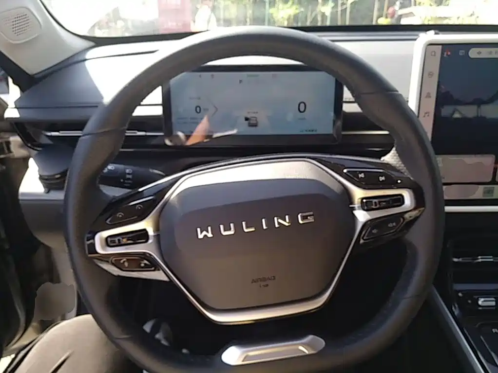 Wuling Xingguang — миниатюра 11