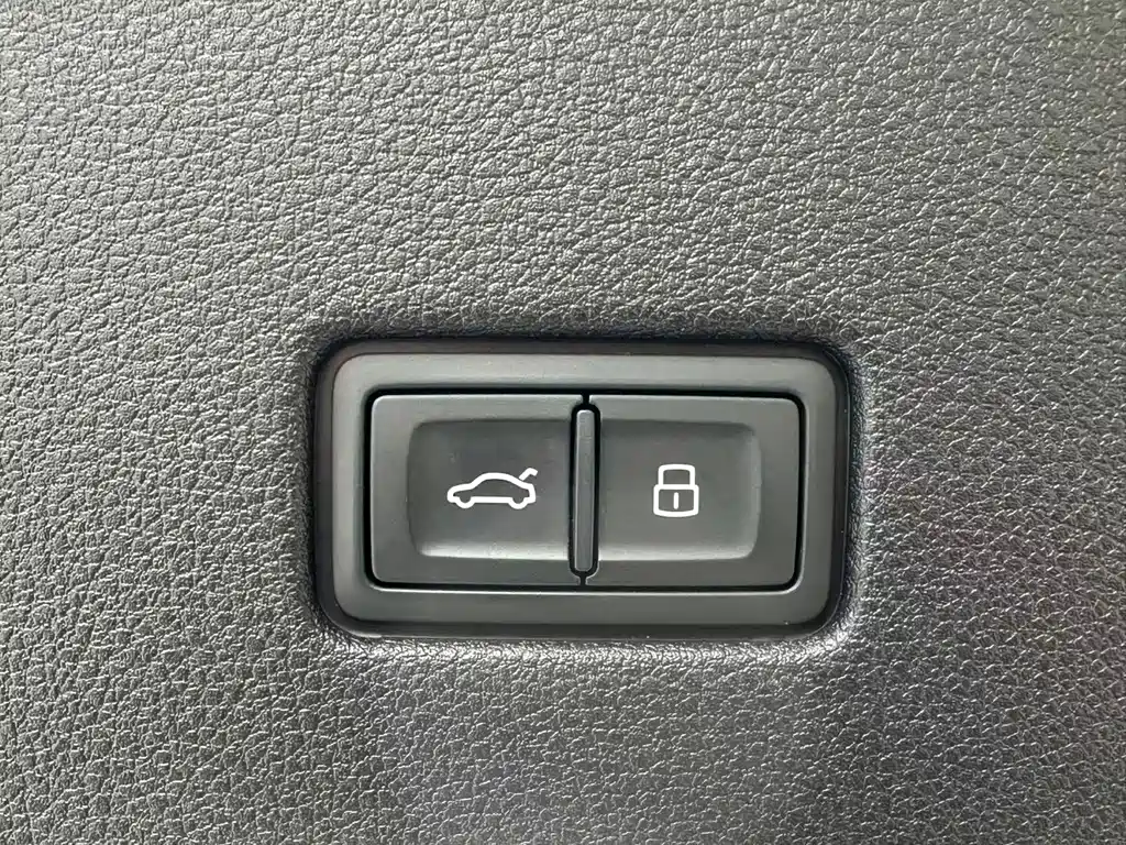 Audi Q8 — миниатюра 9