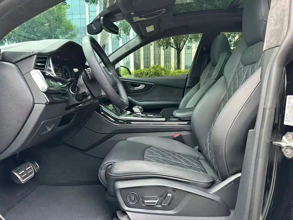 Audi Q8 — миниатюра 15