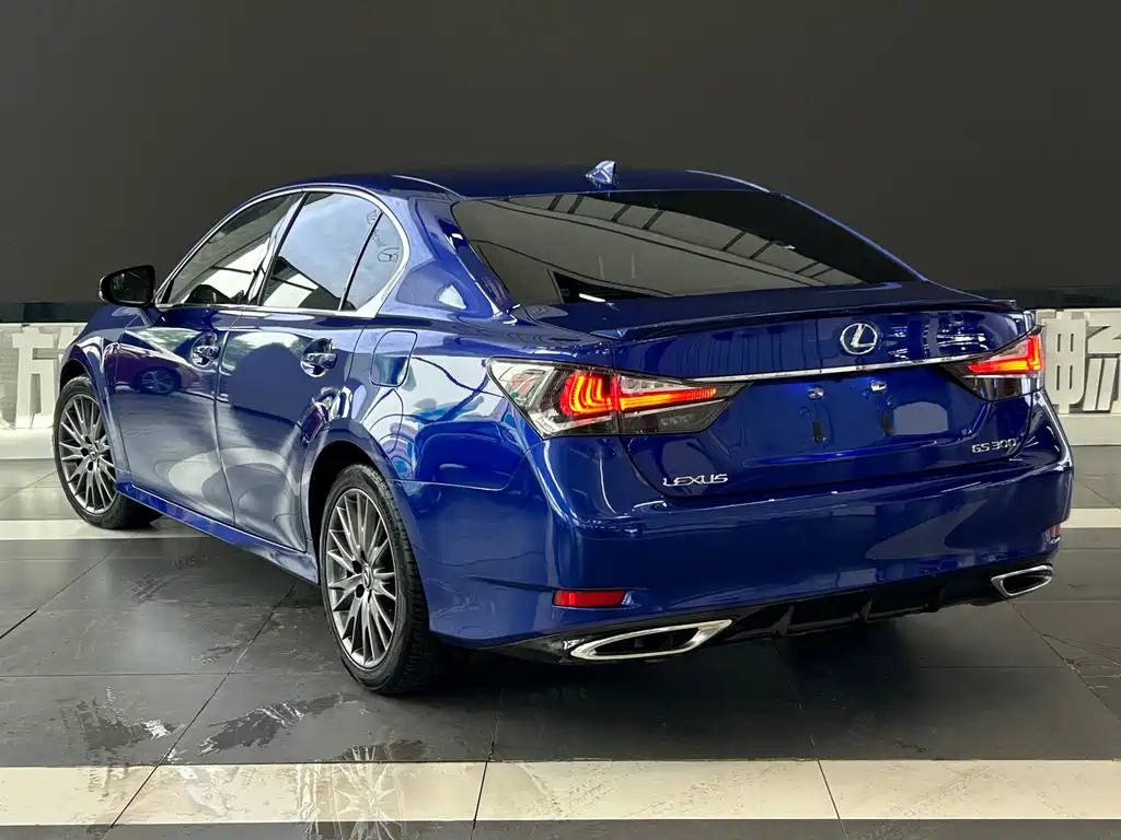 Lexus GS — миниатюра 6