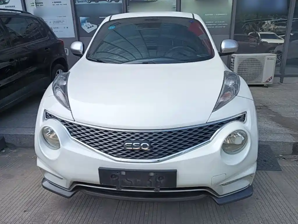 Infiniti ESQ — миниатюра 3