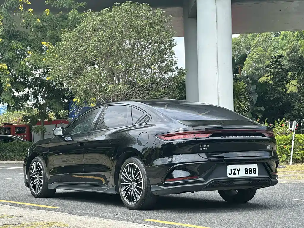 BYD Han — миниатюра 4