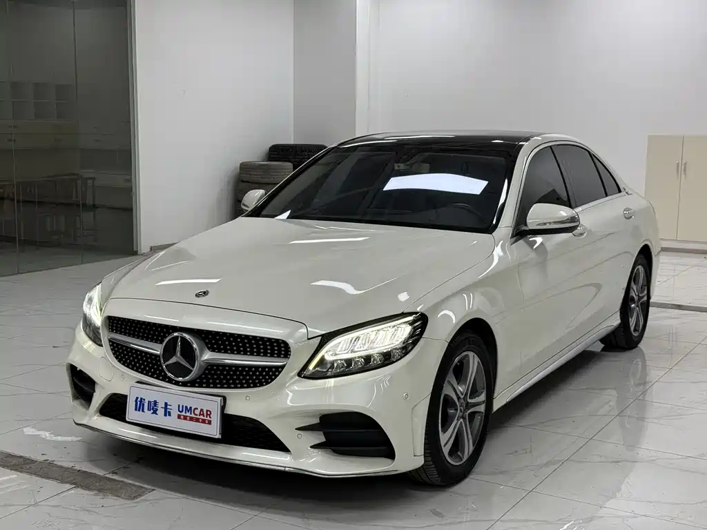 Mercedes-Benz C-Class 2020