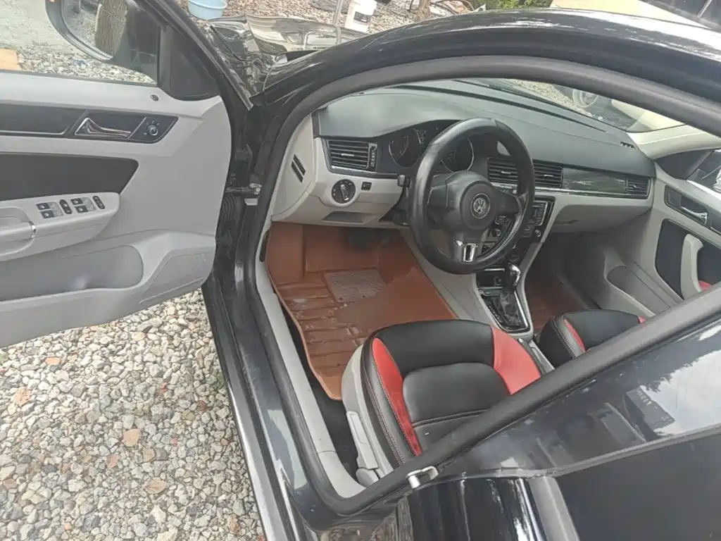 Volkswagen Bora — миниатюра 16