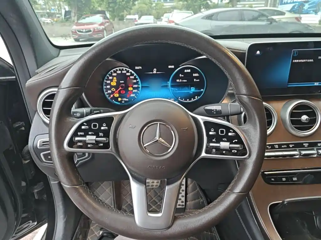 Mercedes-Benz GLC — миниатюра 11