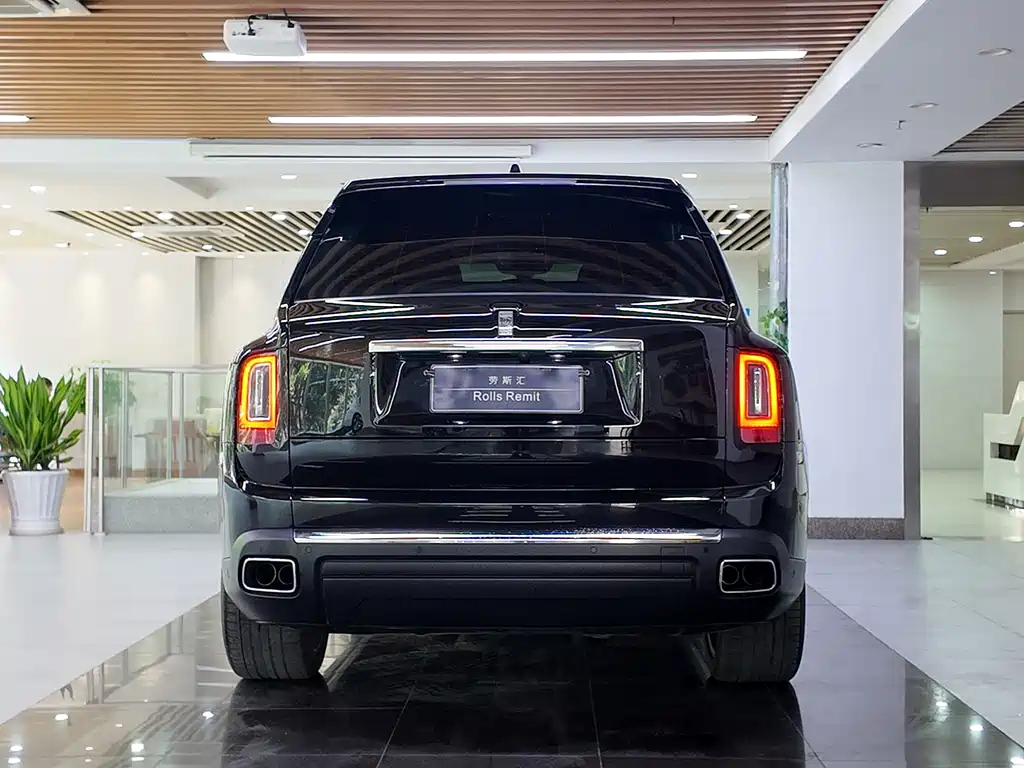 ROLLS-ROYCE CULLINAN