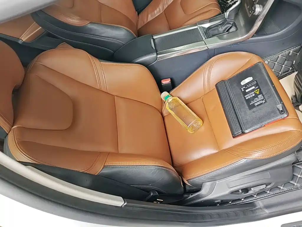 Volvo S60 — миниатюра 25