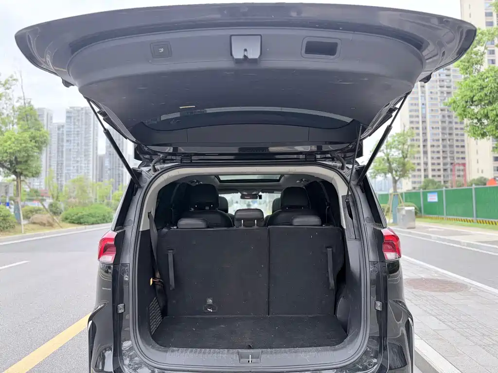 SAIC MAXUS CHASE G50