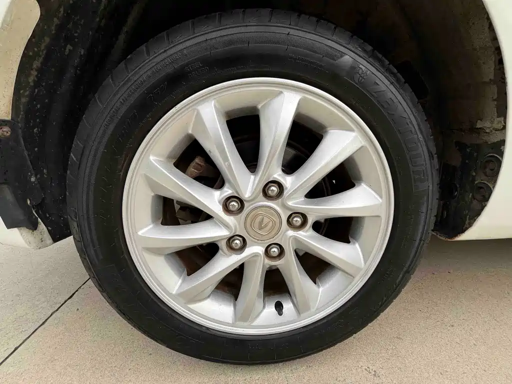 Changan V7 — миниатюра 8