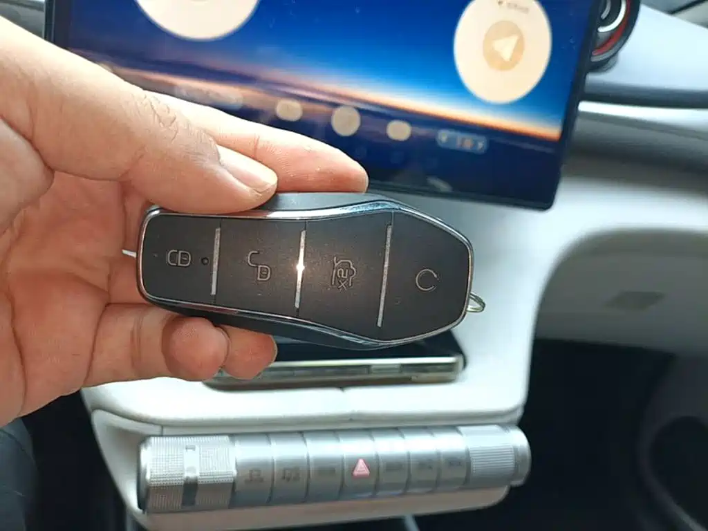 BYD Dolphin — миниатюра 9