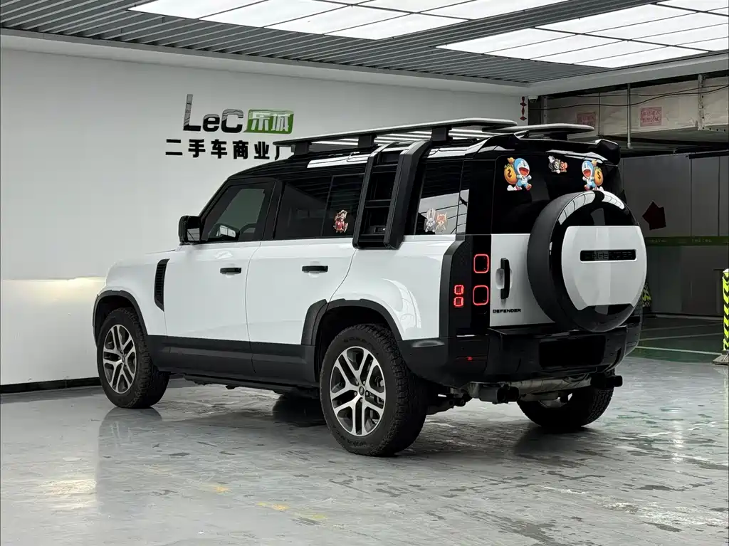 Land Rover Land Rover Defender 2025 110 3.0T P400