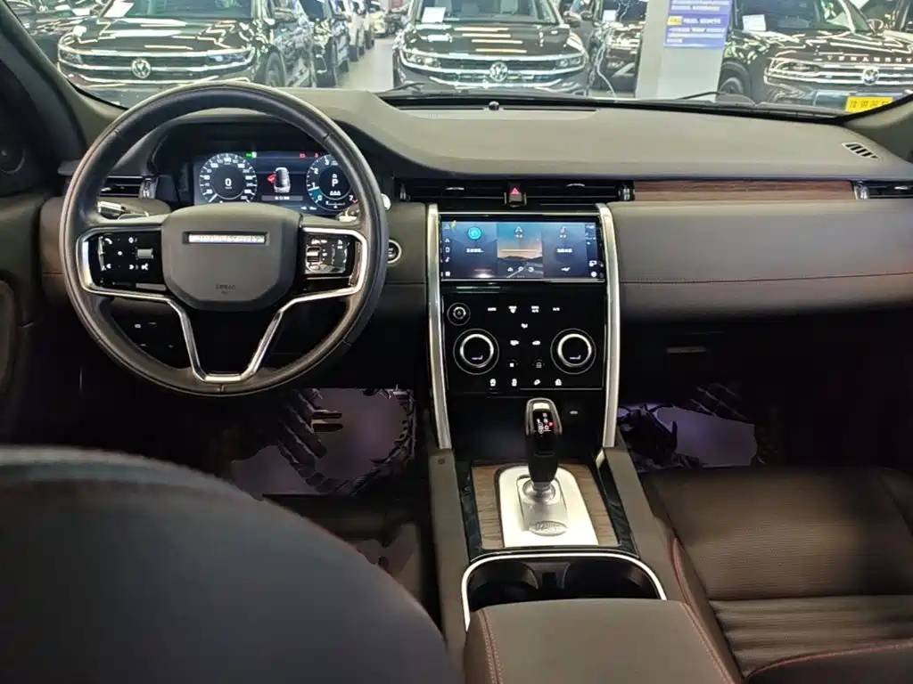 Land Rover Discovery Sport — миниатюра 10
