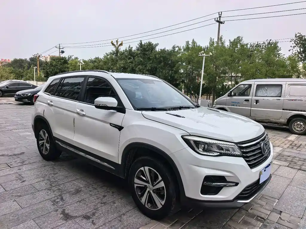 Changan CS75 — миниатюра 3