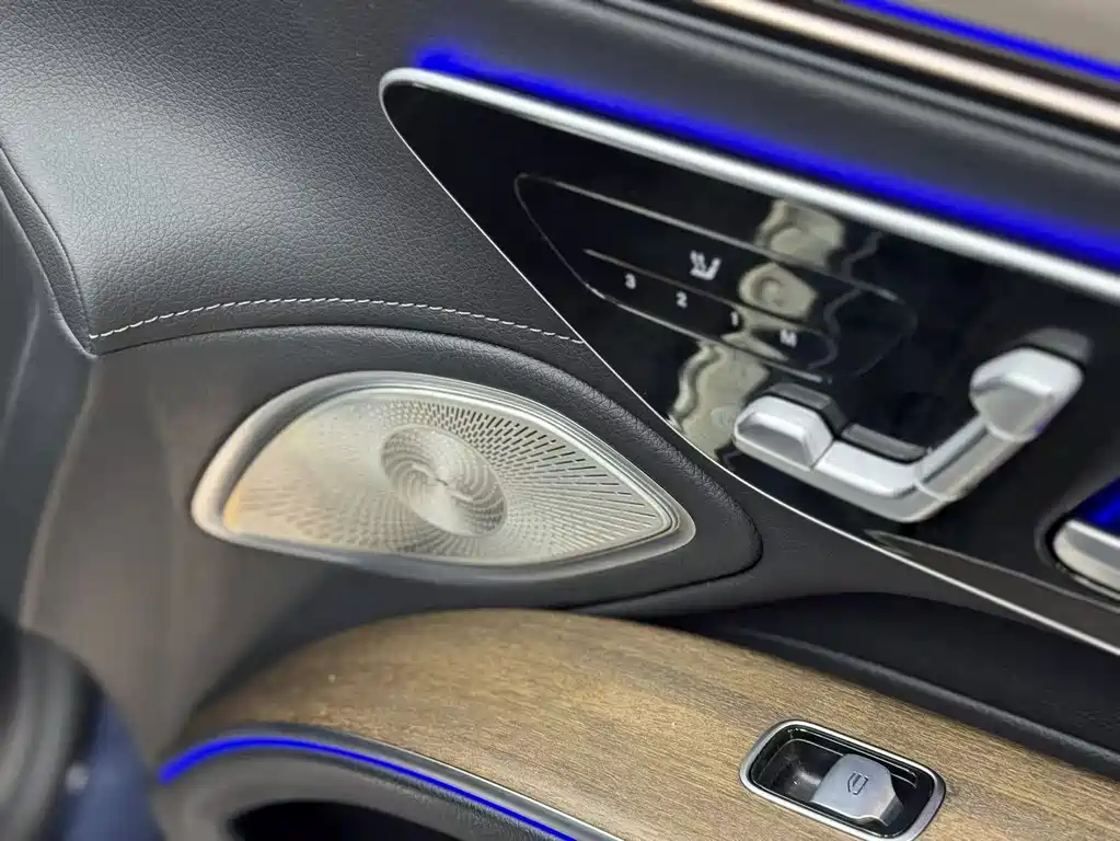 Mercedes-Benz EQS — миниатюра 17