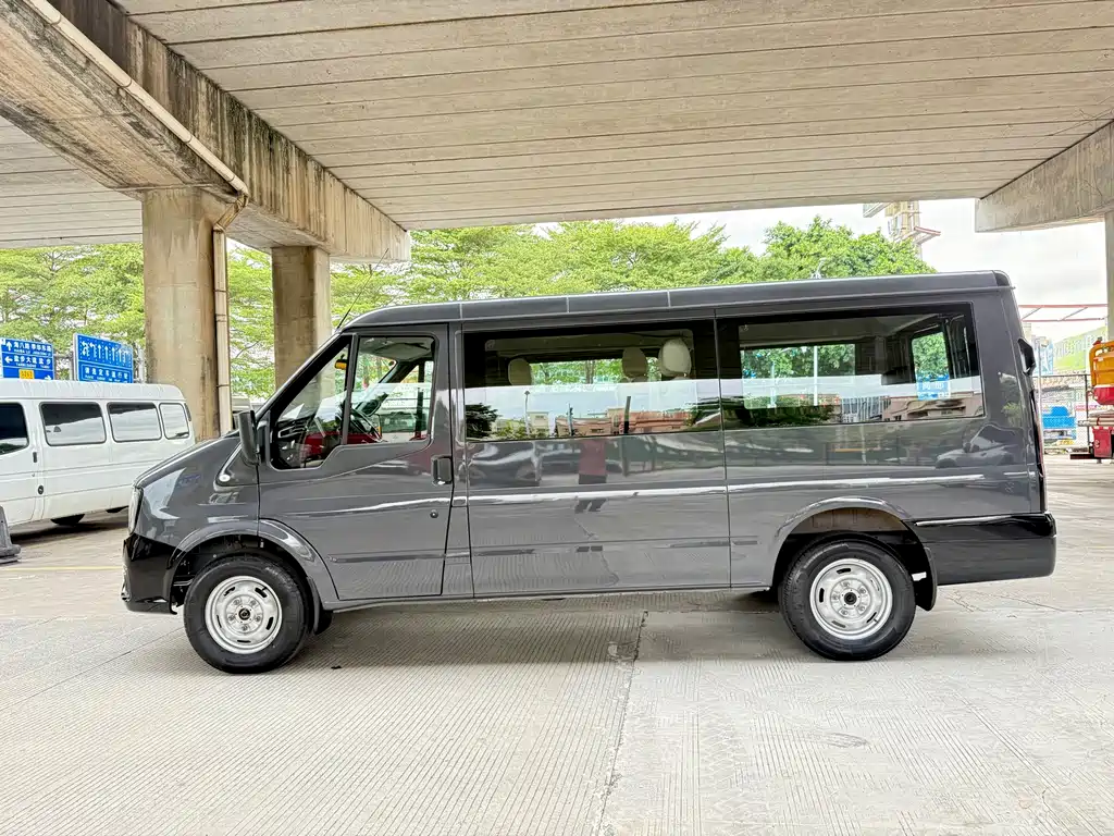JMC JMC Fushun — миниатюра 8