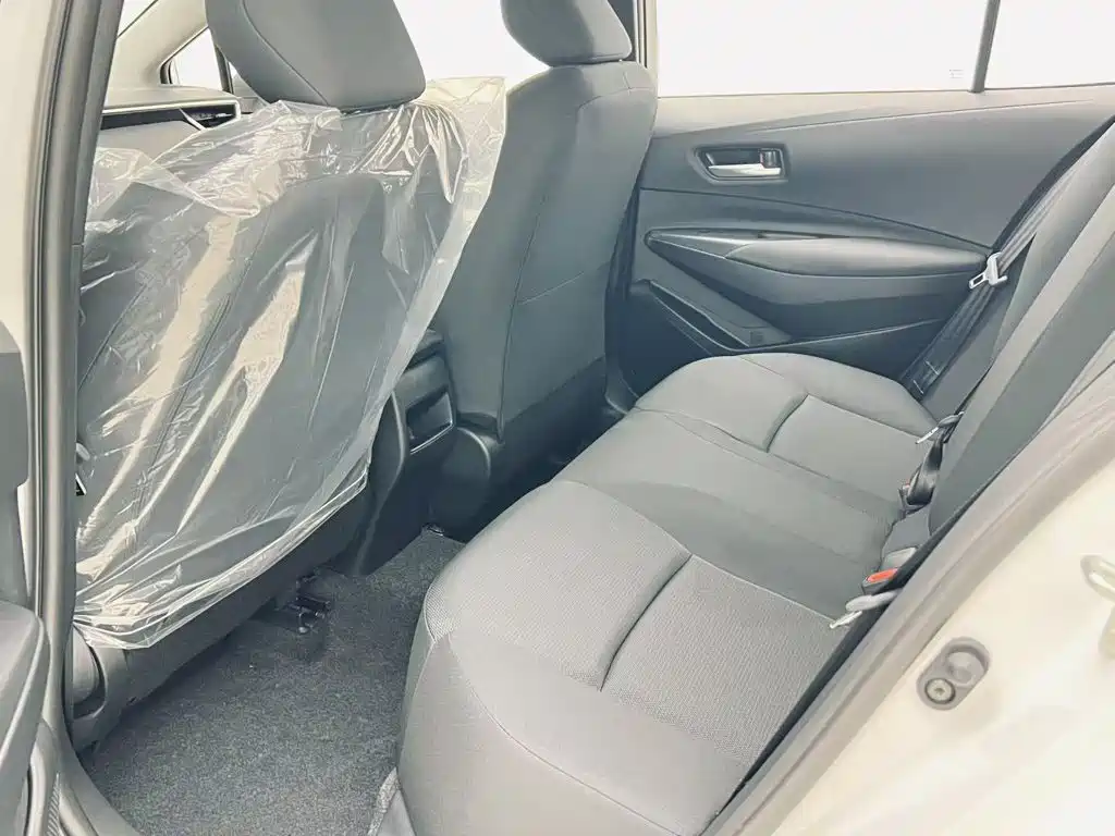 Toyota Corolla — миниатюра 13
