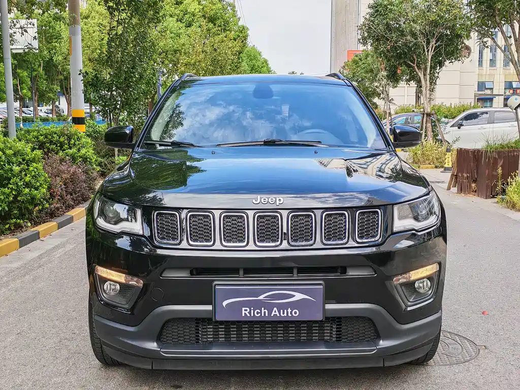 Jeep Compass — миниатюра 2
