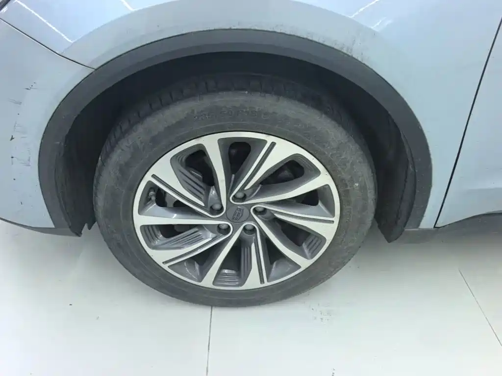 Geely Jia Ji — миниатюра 23