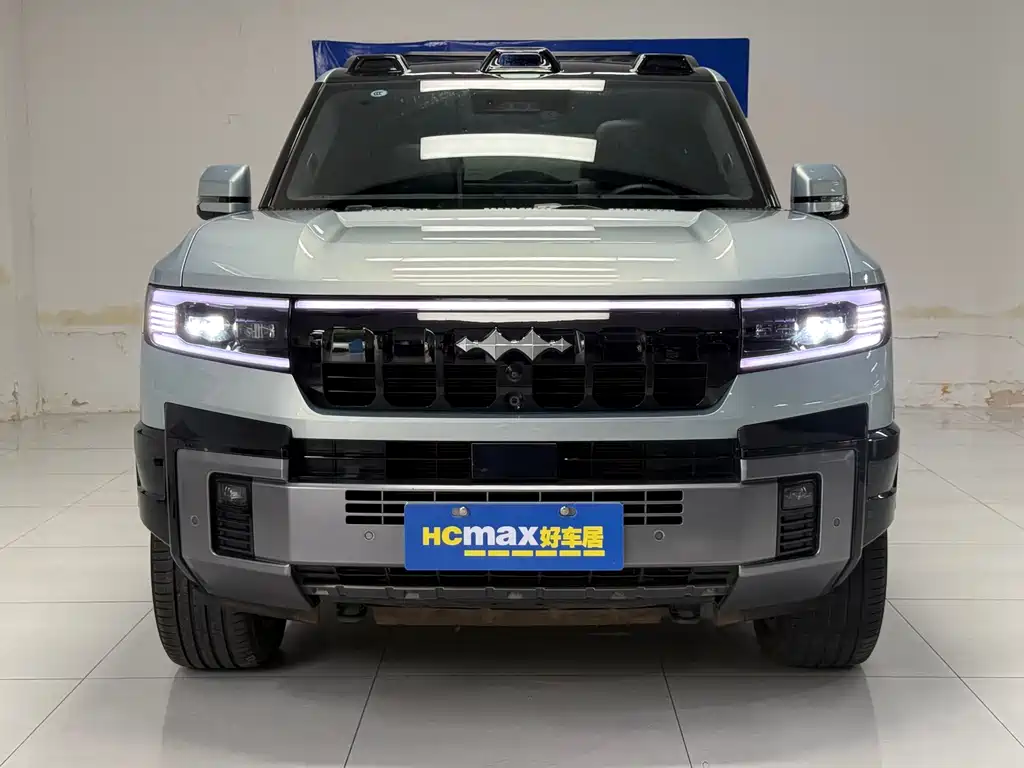 Fangchengbao Leopard 8 8 2025 Flagship 6 мест