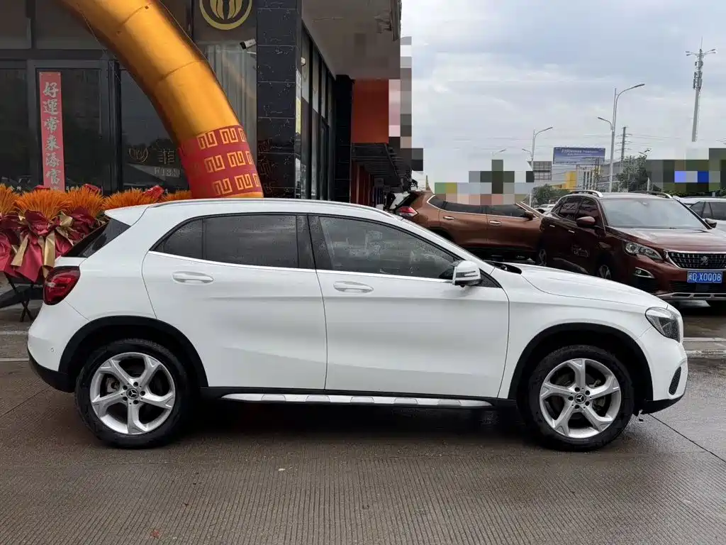 Mercedes-Benz GLA — миниатюра 3