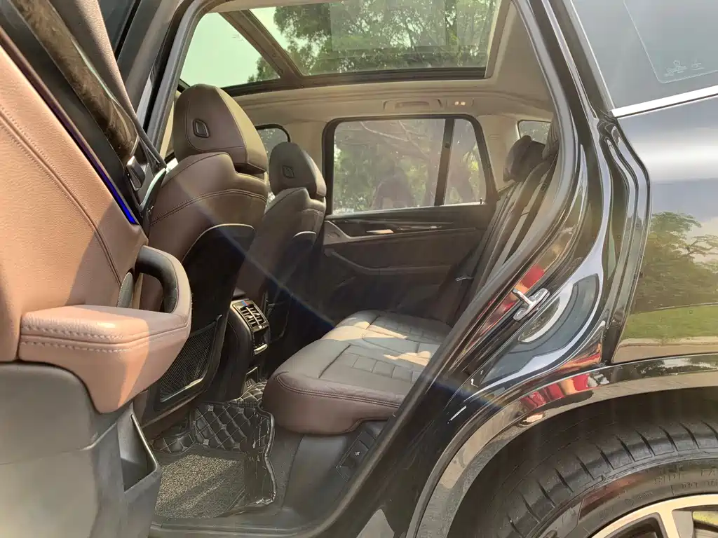 BMW X3 — миниатюра 5