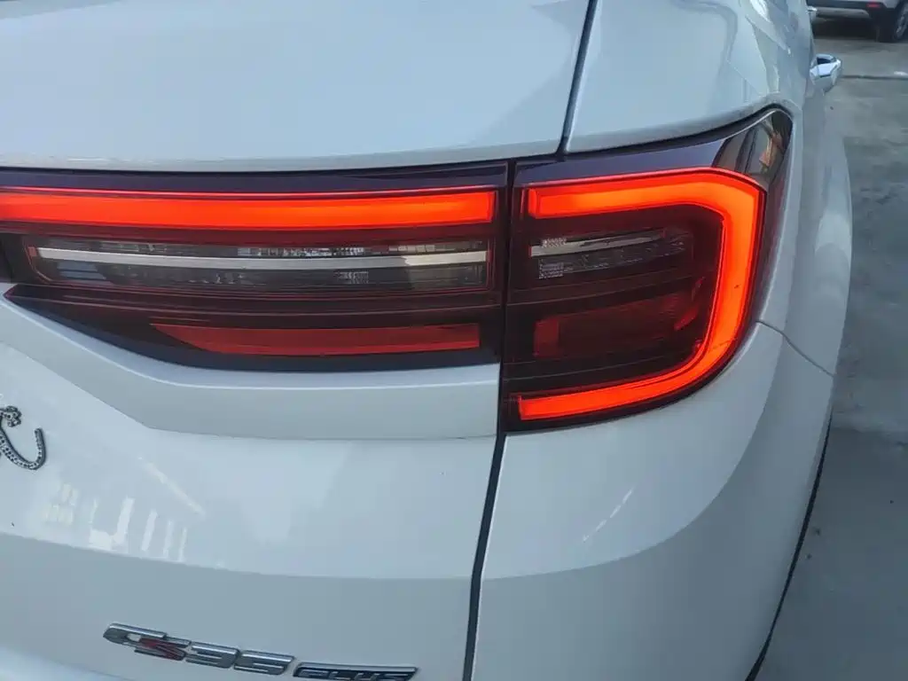 Changan CS35PLUS — миниатюра 8