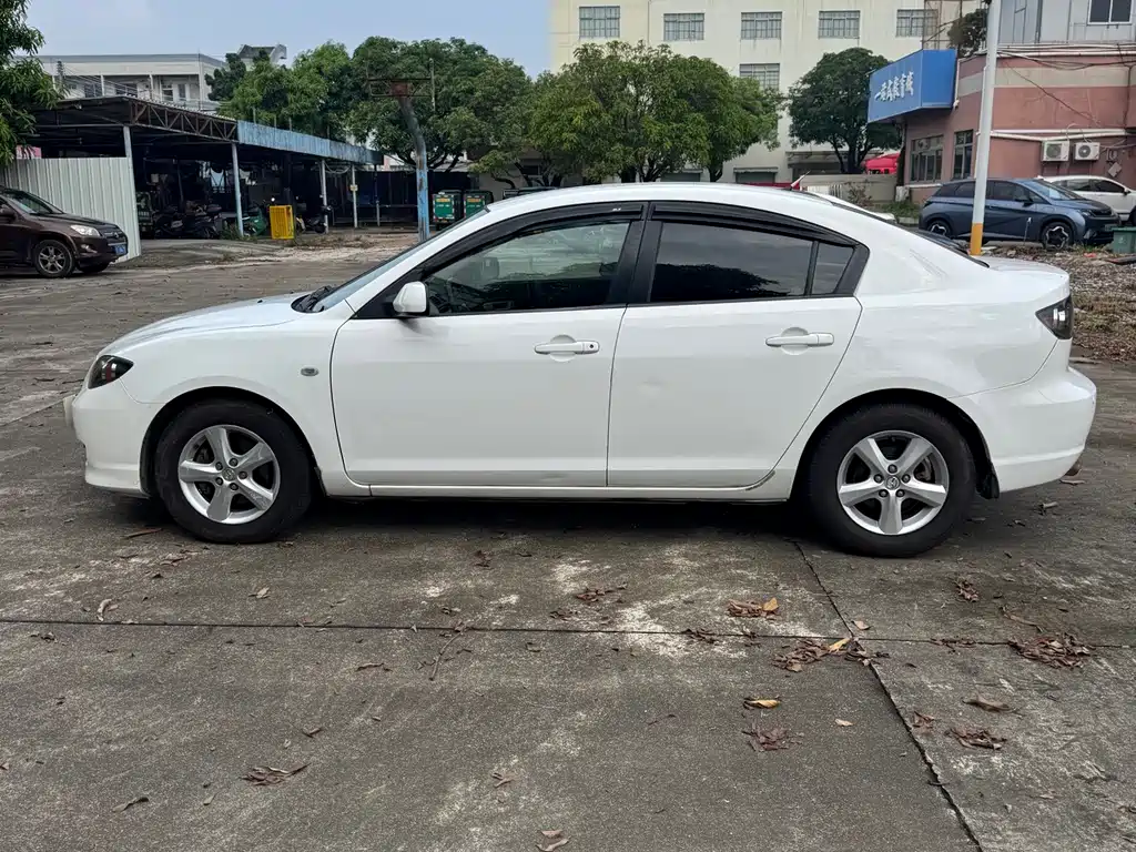 Mazda 3 — миниатюра 6